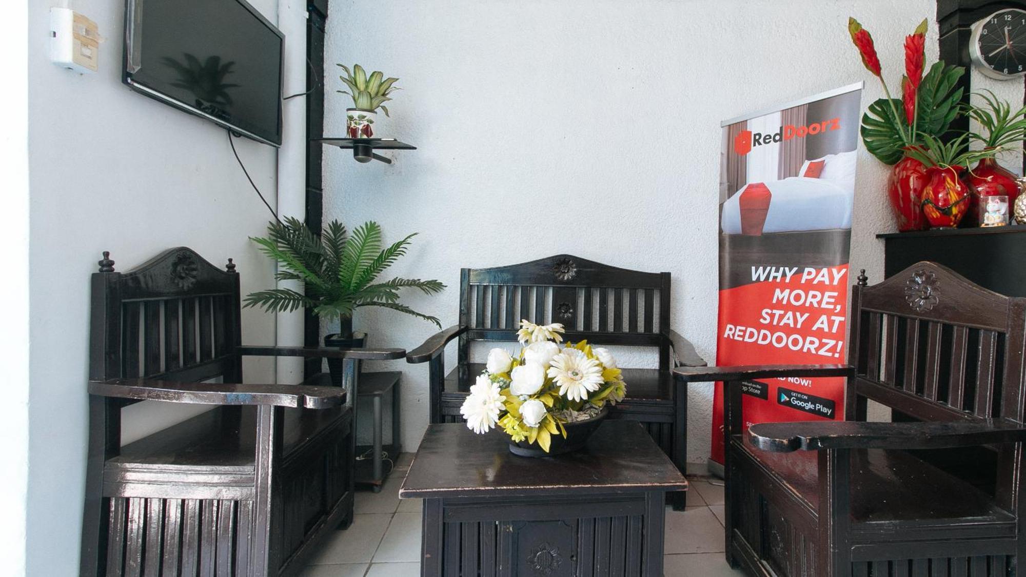 Reddoorz At Plus Villa Gloria Taguig Exterior foto