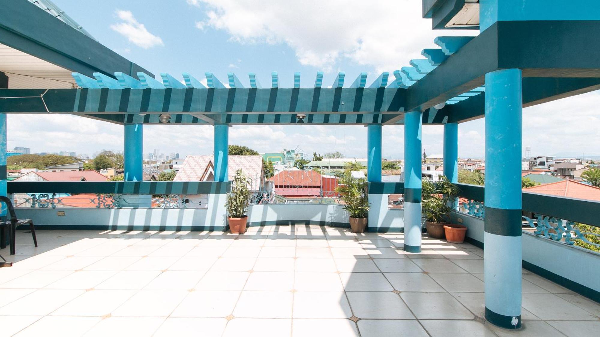 Reddoorz At Plus Villa Gloria Taguig Exterior foto