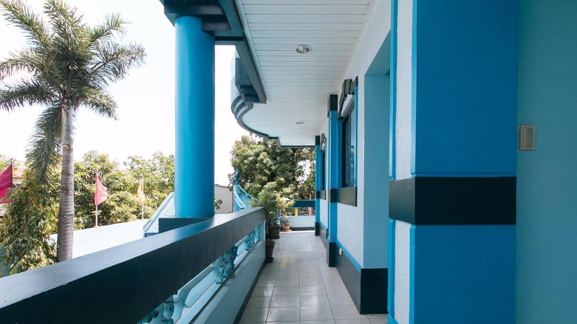 Reddoorz At Plus Villa Gloria Taguig Exterior foto